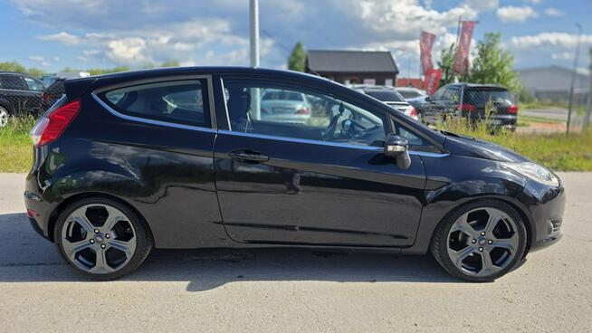 Ford Fiesta climatronic zarejestrowana zwykła benzyna ledy mały przebieg