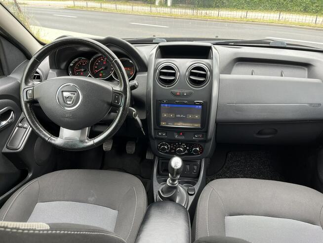 Dacia Duster 1.2 1WŁ Klima Navi Grzane Fotele Kamera Czujniki 6 biegów Stan IDealny
