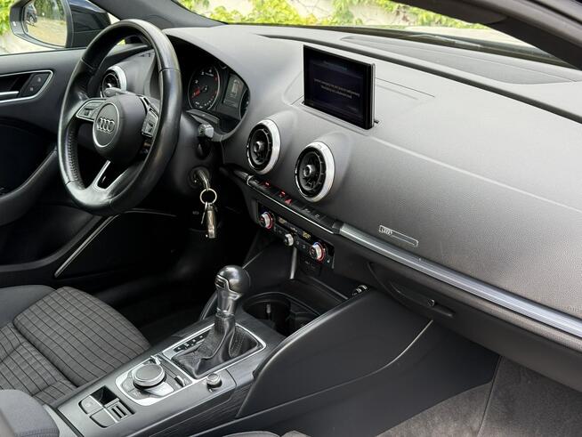 Audi A3 2.0 TDI Sportback S-line LED