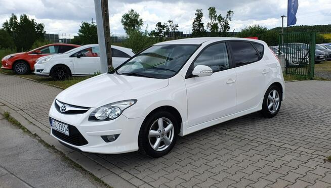 Hyundai i30 Doskonały stan/Klimatyzacja sprawna/Bez korozji/Rozrząd na łańcuchu.