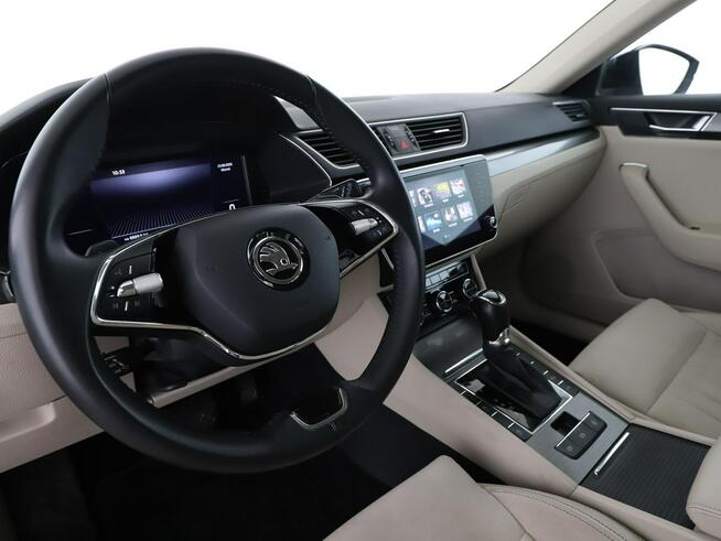Škoda Superb FV23% Style 200KM automat virtual navi LED climatronic PDC