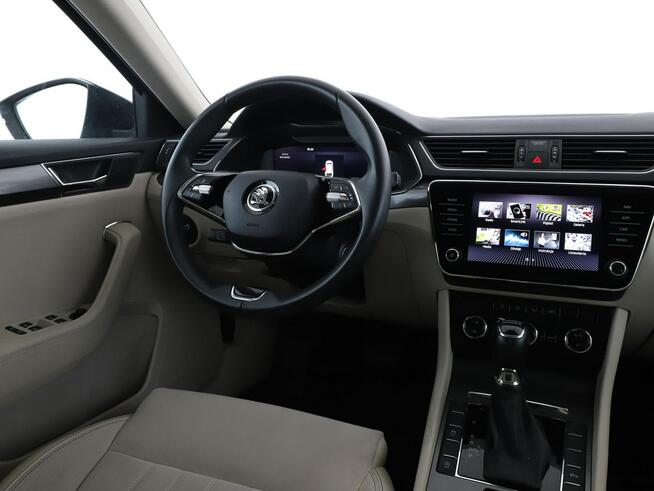 Škoda Superb FV23% Style 200KM automat virtual navi LED climatronic PDC