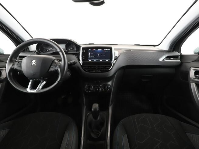 Peugeot 2008 1.2 Benzyna Style Klimatyzacja Nawigacja Tempomat PArkAssist Kamera