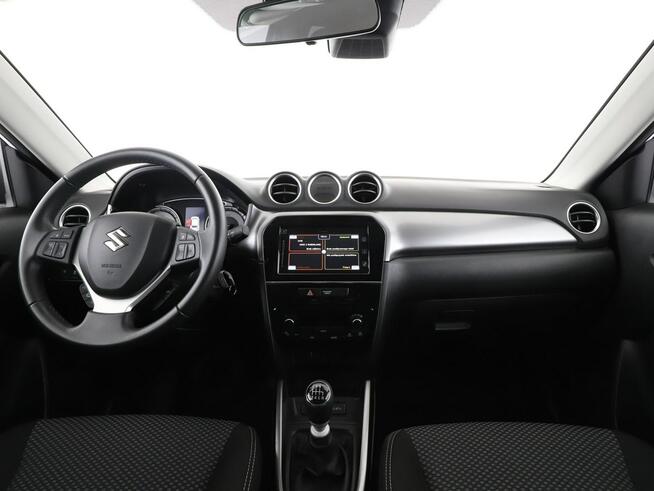 Suzuki Vitara led auto klima kamera navi grzane fotele manual