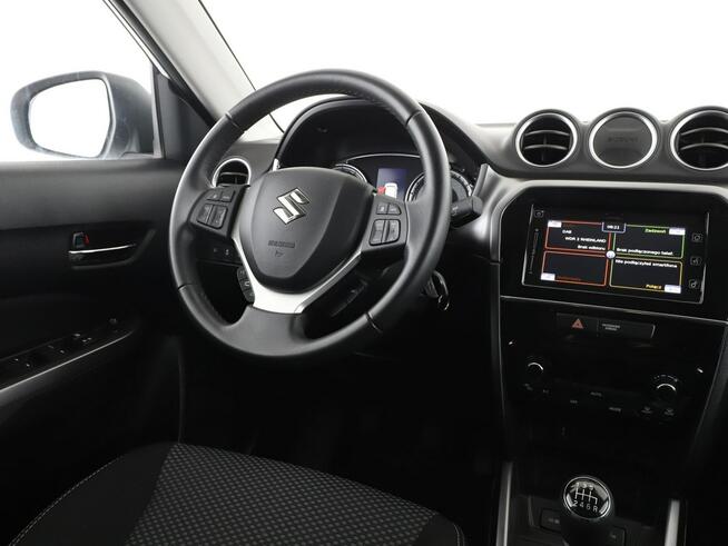 Suzuki Vitara led auto klima kamera navi grzane fotele manual