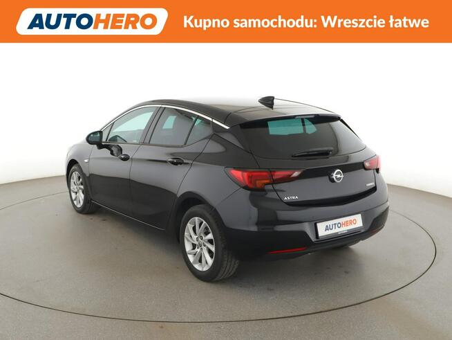 Opel Astra navi klima auto czujniki parkowania