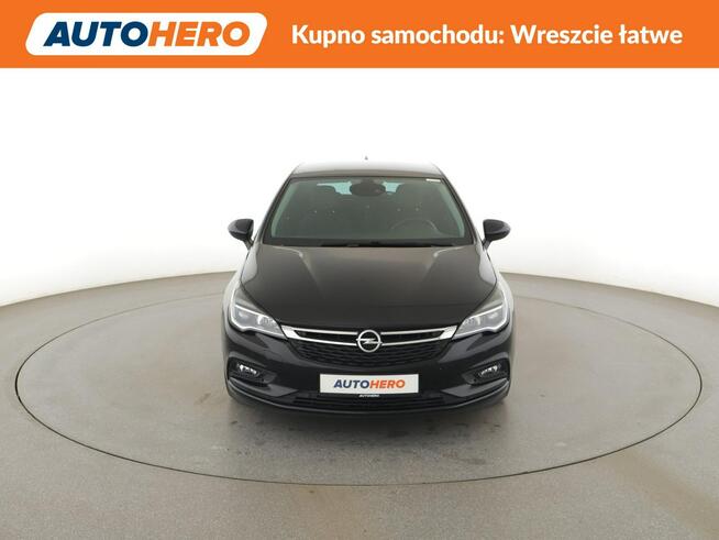 Opel Astra navi klima auto czujniki parkowania