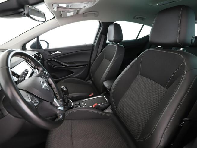 Opel Astra navi klima auto czujniki parkowania