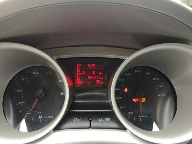 Seat Ibiza 1.4 MPI 85KM Klima Tempomat Isofix Nowe opony Servisowany Gwarancja
