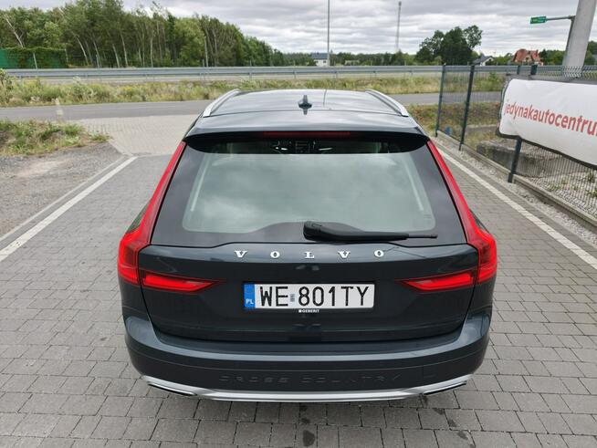 Volvo V90 Cross Country