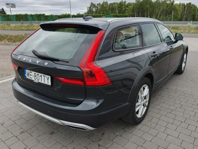 Volvo V90 Cross Country
