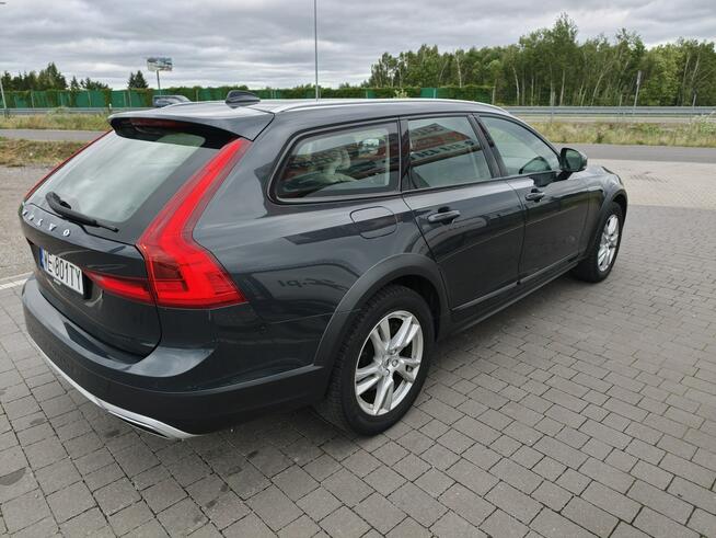 Volvo V90 Cross Country