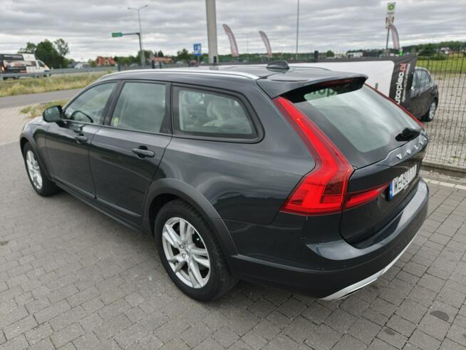 Volvo V90 Cross Country