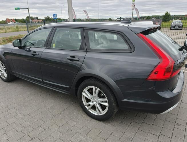 Volvo V90 Cross Country