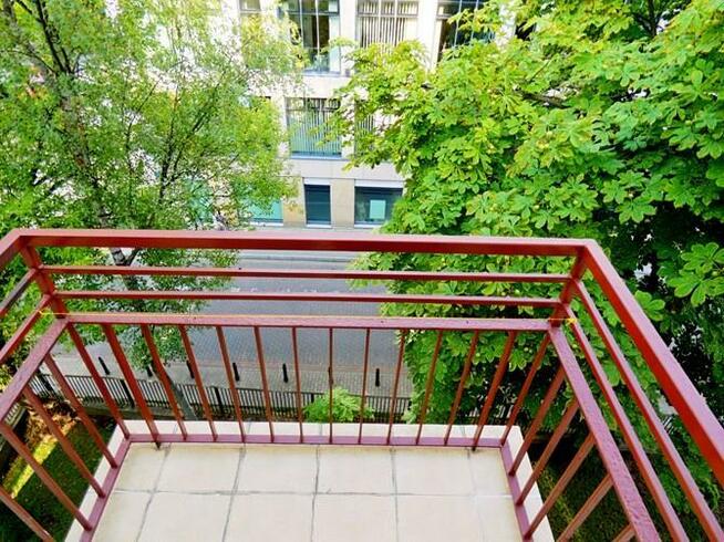 Kawalerka z balkonem i komórką – Kopernika 6
