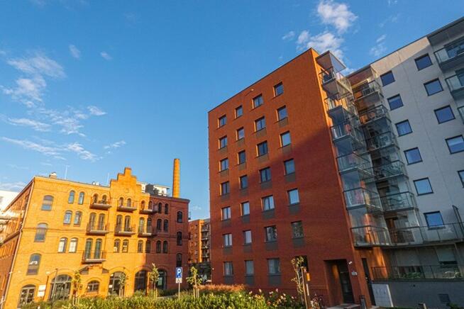 3 pokoje, balkon, parking - Jedności Narodowej 232