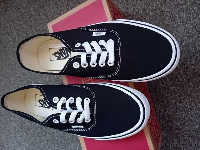 Nowe oryginalne czarne trampki VANS Authentic rozmiar 40