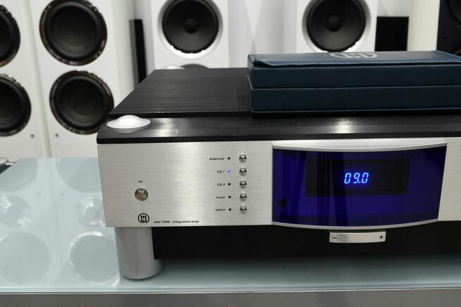 MBL 7008 – wzmacniacz dual mono 2×120 W z pilotem