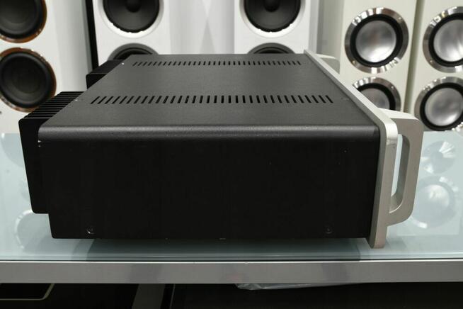 Classé CA-100 – końcówka mocy 2×100 W, XLR/RCA