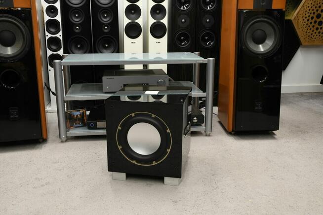 REL S/3 – aktywny subwoofer 400 W, 10 cali, Piano Black