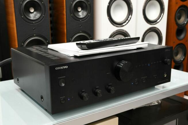 Onkyo A-9150 wzmacniacz stereo DAC pilot