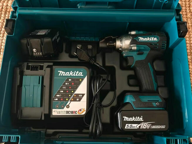 Makita DTW300RTJ — zakrętarka udarowa w stanie jak nowym