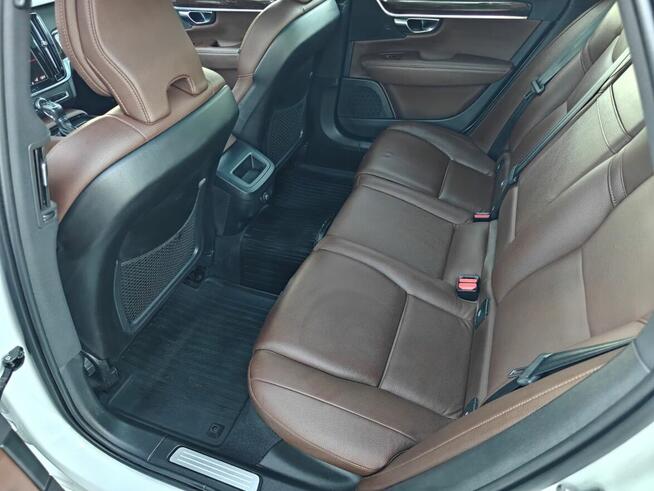 Volvo V90 D4 190 KM Inscription Geartronic Panorama Bezwypad