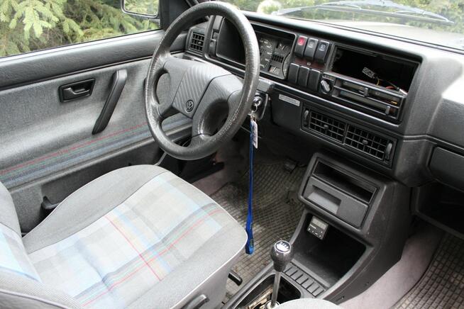 Volkswagen Golf 1.6 Benzyna 5 drzwi Oldtimer 1988