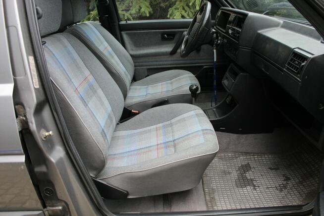 Volkswagen Golf 1.6 Benzyna 5 drzwi Oldtimer 1988