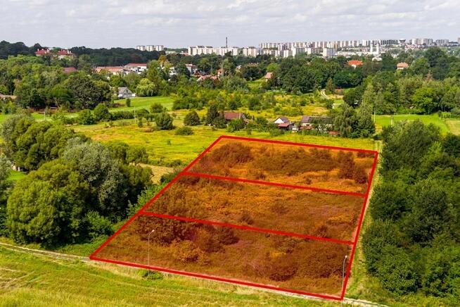 Działka budowlana ~14 arów z bezterminową WZ