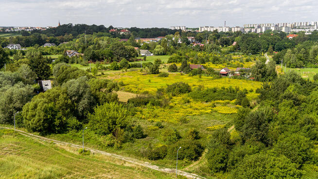 Działka budowlana ~14 arów z bezterminową WZ