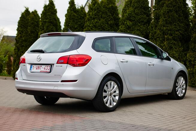 Opel Astra Sports Tourer
