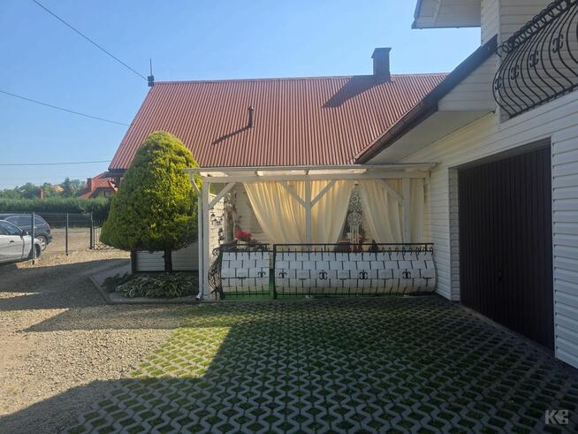 Dom Huzele gm. Lesko,