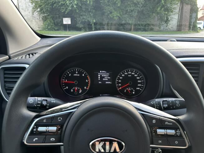 Kia Sportage IV LIFT 2021r 1.6 CRDI MHEV 136KM Manual Kamera Hak Zarejestrowany