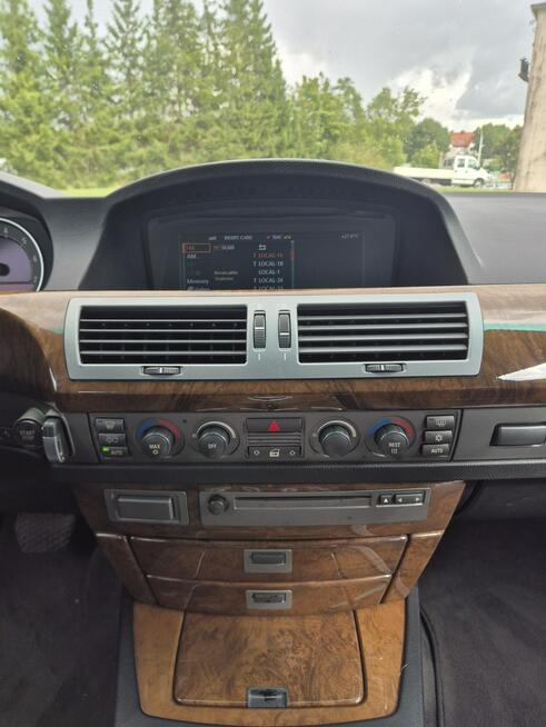 BMW 735