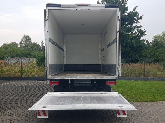 Iveco Daily 70C18 V H WINDA 8EP KONTENER 4,39x2,20x2,20 IZOTERMA KLIMA DMC 7TON BLIŹNIAKI