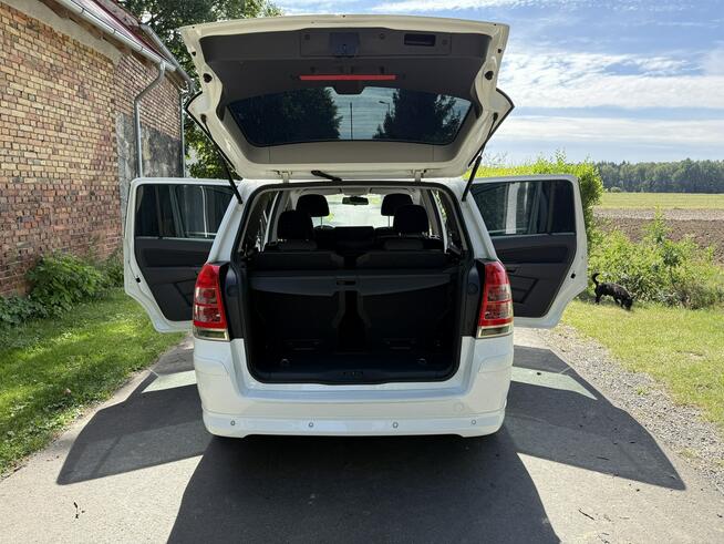 Opel Zafira 1.7CDTI 125KM OPC Family 7-osob. Zadbany Navi PDC Bixenon Bezwypadkowy
