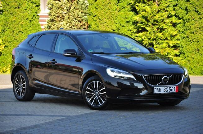 Volvo V40 2,0D 120KM Lift Led Navi PDC Alufelgi 1Wł. Super Stan z DE !!