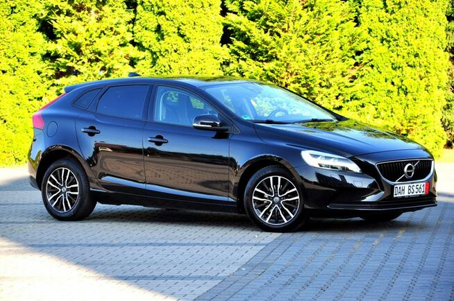 Volvo V40 2,0D 120KM Lift Led Navi PDC Alufelgi 1Wł. Super Stan z DE !!