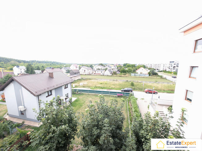 2 pokoje z duzym balkonem i klimatyzacją i widokiem na Karczówkę