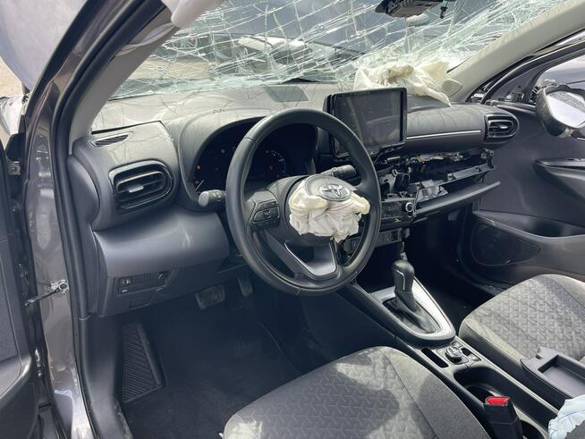 Toyota Yaris Cross Automat AWD Hybryda Kamera Podgrzewanie Virtual 116KM