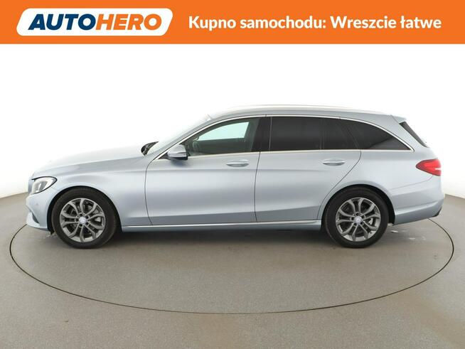 Mercedes C 180 automat full LED skóra navi klima auto kamera i czujniki parkowania