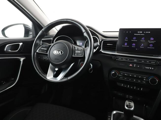 Kia Cee'd klima auto navi grzane fotele kamera i czujniki parkowania