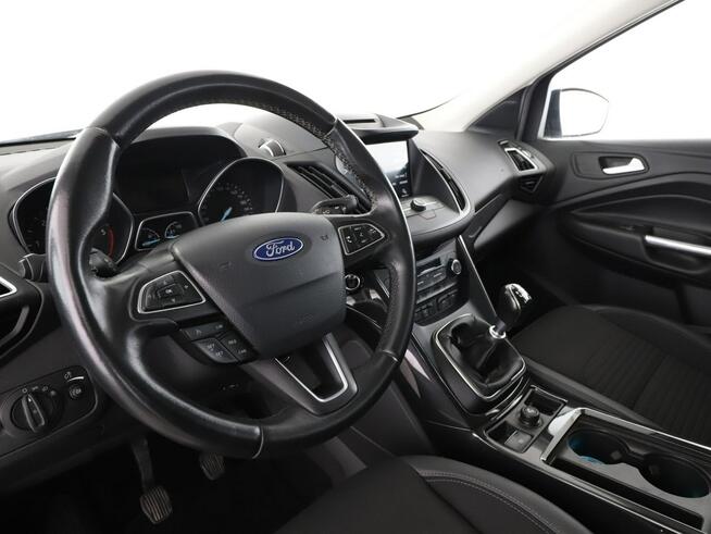 Ford Kuga 4x4 bixenon led navi auto klima grzane fotele el klapa blis