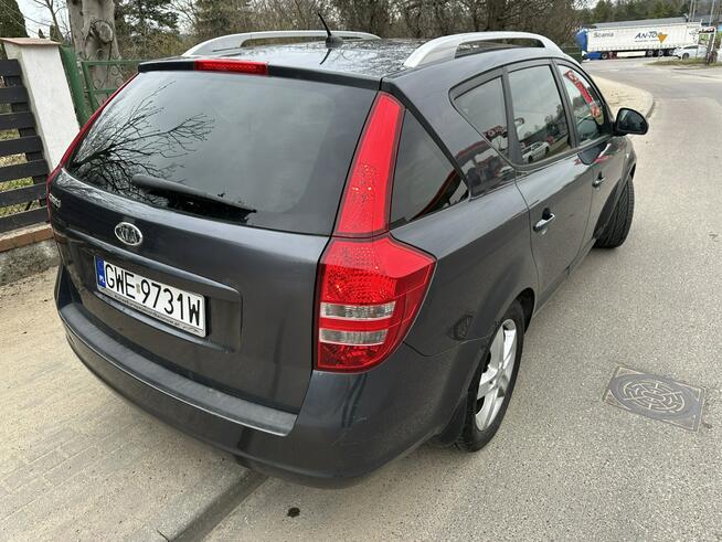 Kia Cee'd Klimatronik, 8 airbag, alufelgi, nowe hamulce, isofix, drugie koła