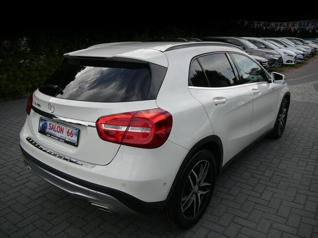 Mercedes GLA 180 1.6b Led Navi Xenon Skóra Stan Idealny bezwypadek Niemiec Gwarancja12m