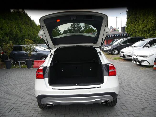 Mercedes GLA 180 1.6b Led Navi Xenon Skóra Stan Idealny bezwypadek Niemiec Gwarancja12m
