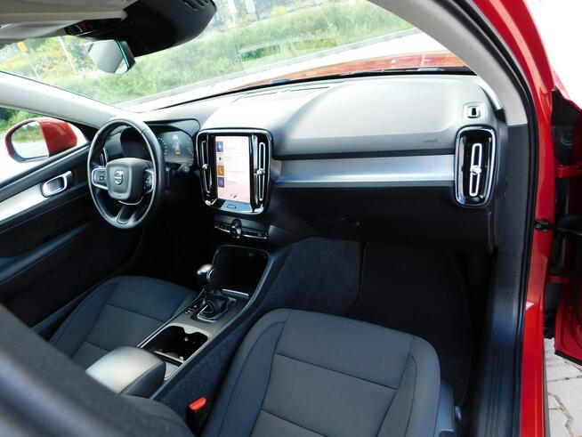 Volvo XC 40 z Gwarancją Bezwypadkowy Kamera Parkowanai