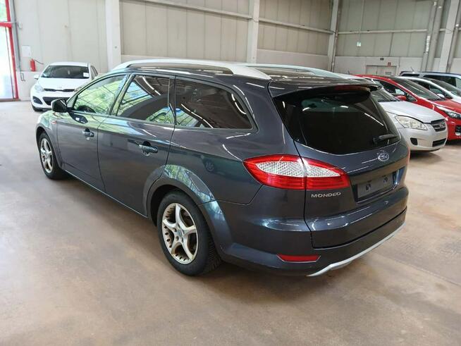 Mondeo 2.0 Turnier 146km SKÓRA czujniki SERWIS klima BEZWYPADEK 2011
