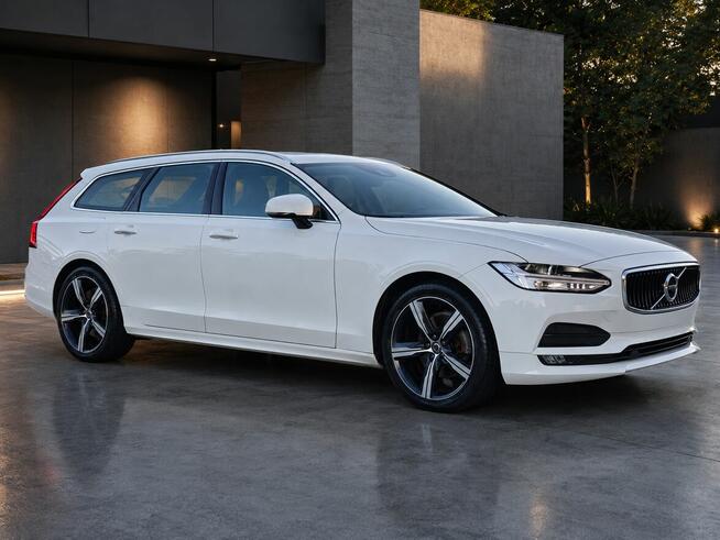 Volvo V90 D4 190 KM Inscription Geartronic Panorama Bezwypad